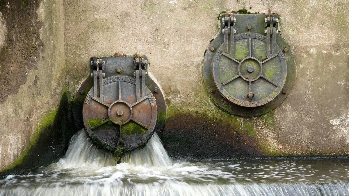 Millions in England to pay higher water bills after suppliers appeal - 1