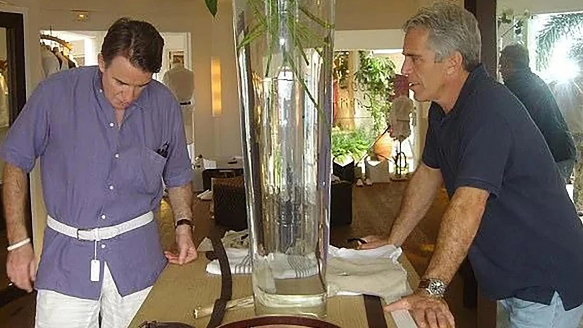 Peter Mandelson should hand back US ambassador payoff or give it to charity, says minister – UK politics live - 3