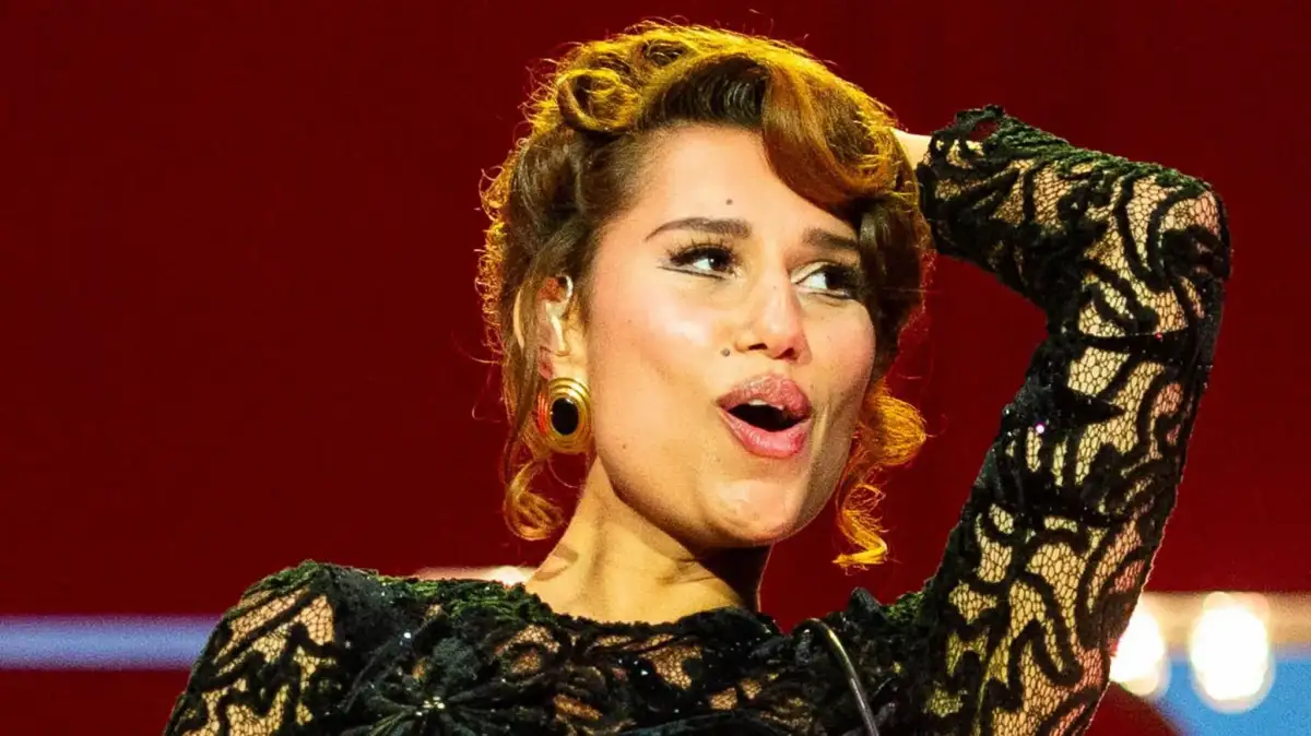 Raye scores first UK number one album - 2