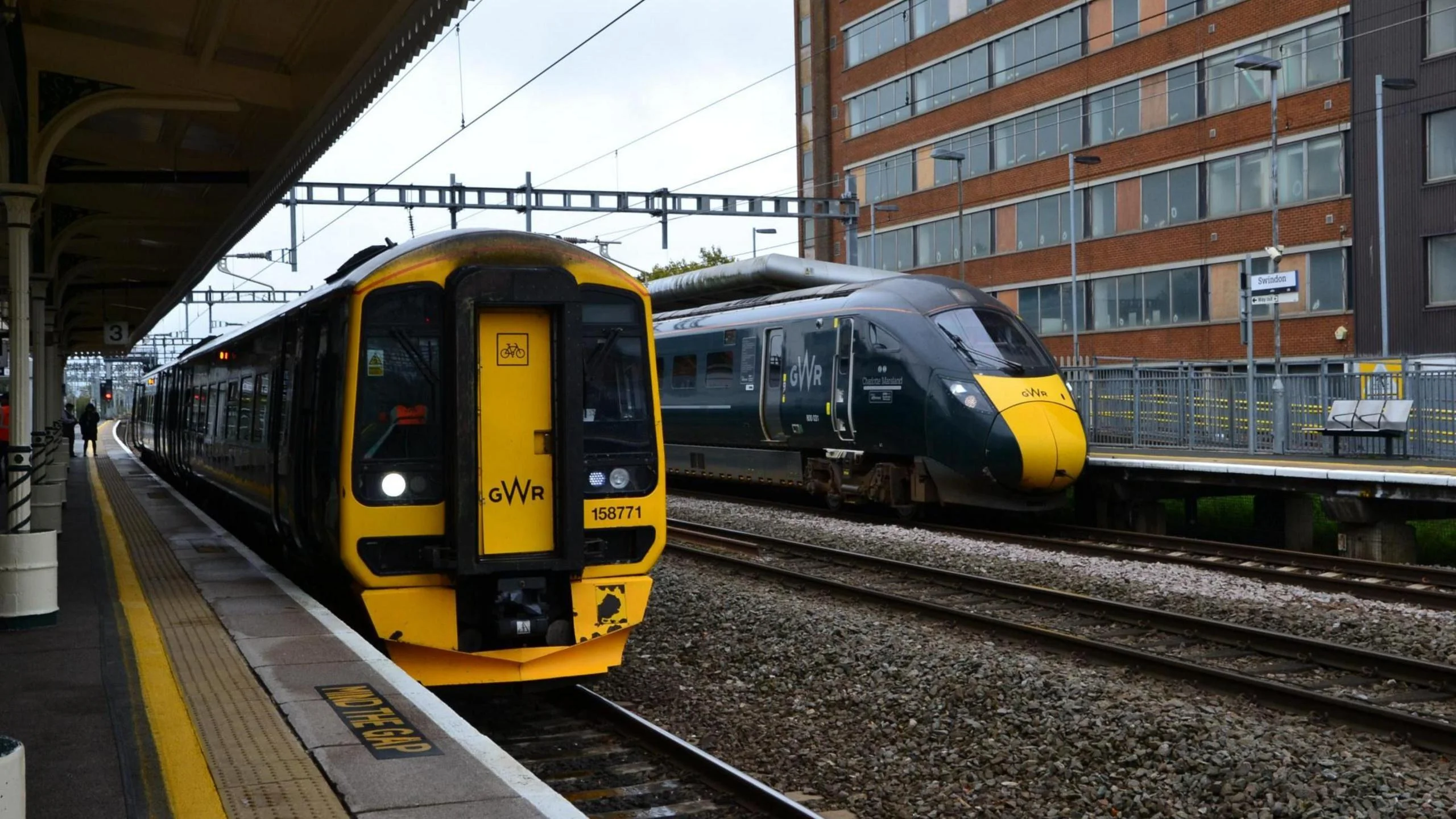 'Great news' as train service to Swindon from Oxford one step closer - 1