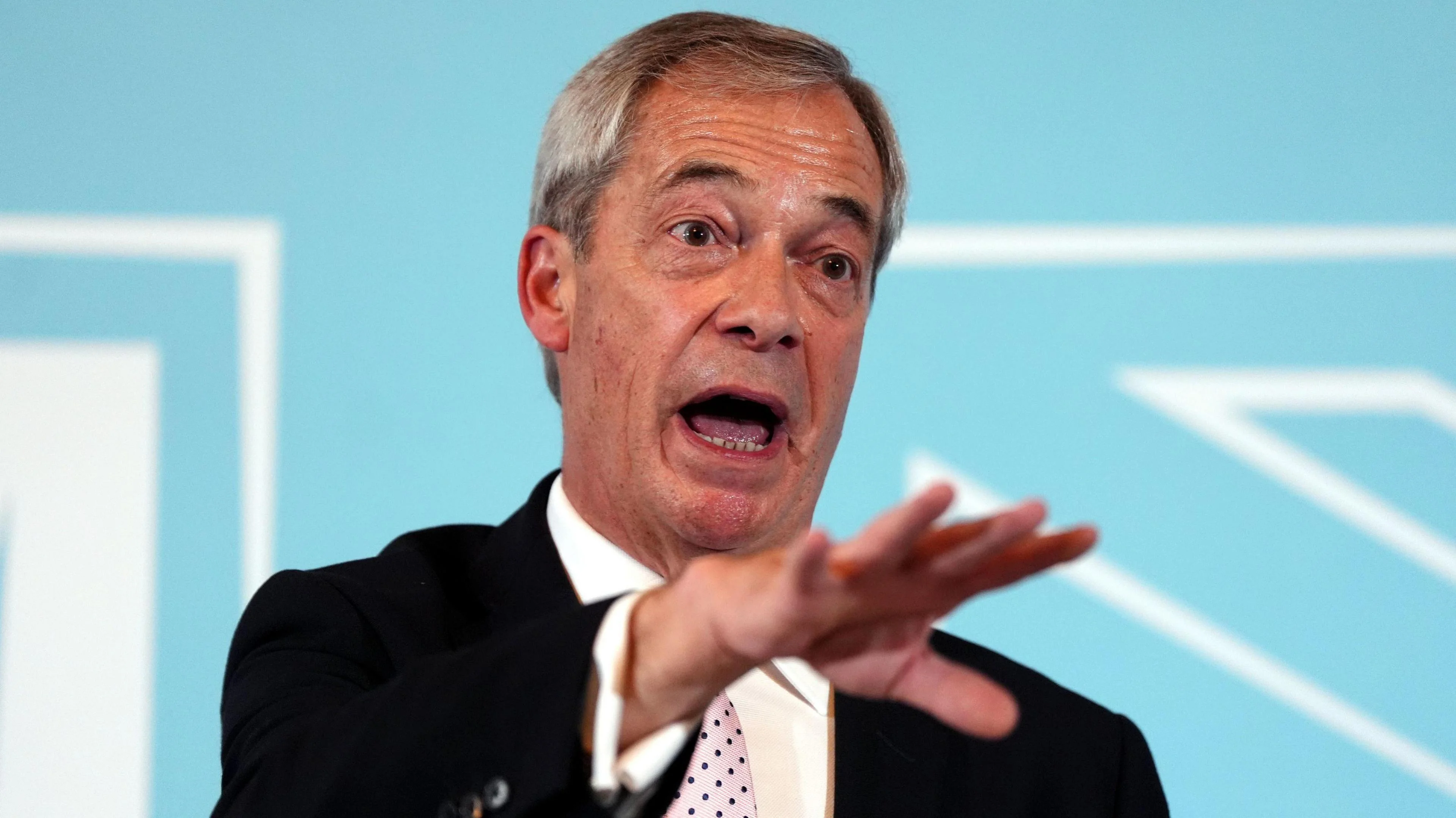 Nigel Farage accused of ‘Maga stunts’ for saying he was denied access to Chagos Islands - 1