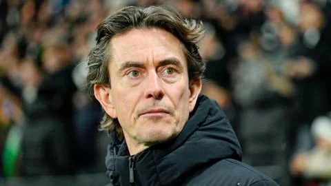 Premier League LIVE: Liam Rosenior aims for fifth league win on the spin as Blues face Leeds - while out-of-form Tottenham and Newcastle do battle - 3