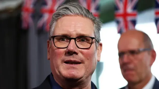 Ministers told to not publish their own Mandelson messages - 4