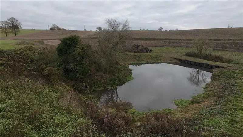 Water and wildlife return to farmland ponds - 4