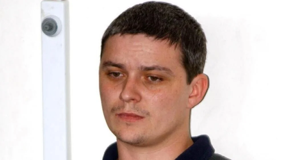 Ian Huntley hours from death after being taken off life support - 4