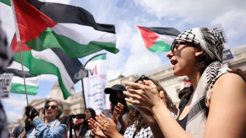 The Papers: 'Palestine Action ban ruled unlawful' and 'Matt grabs Olympic gold' - 3