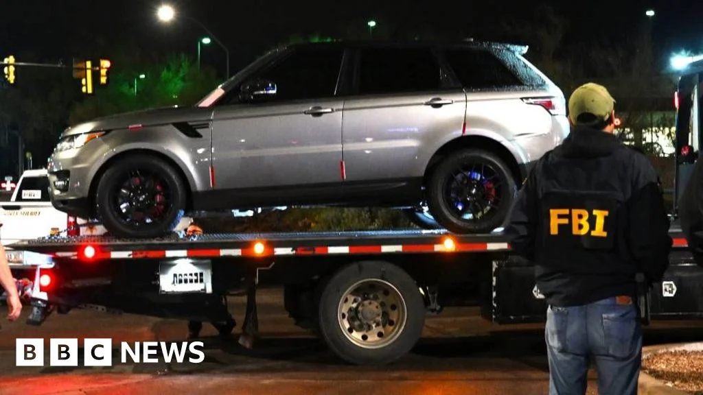 US law enforcement block street 3km from the home of missing Arizona woman Nancy Guthrie - 1
