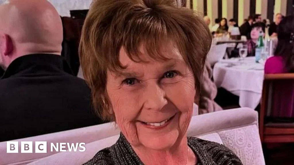 What we know about the abduction of Savannah Guthrie's mother - 1