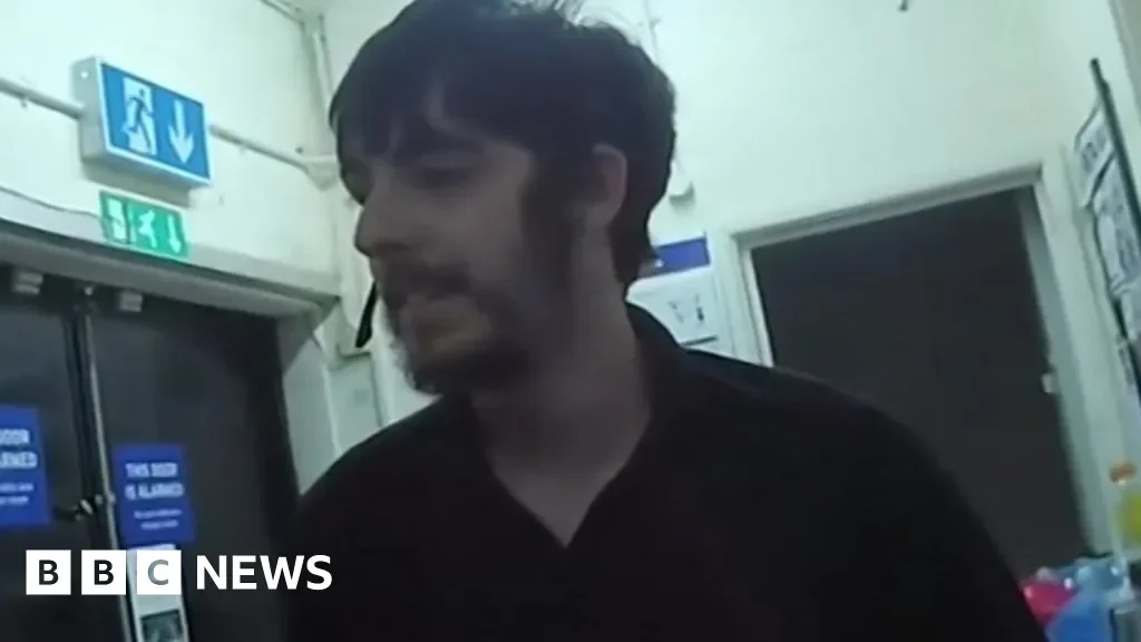 Man jailed after grooming girl he met on Roblox - 1