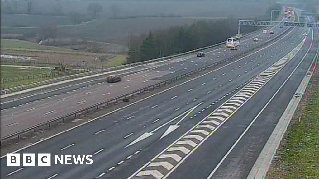 M11 Essex closure LIVE: Motorway near Stansted Airport closed after two separate crashes - 4