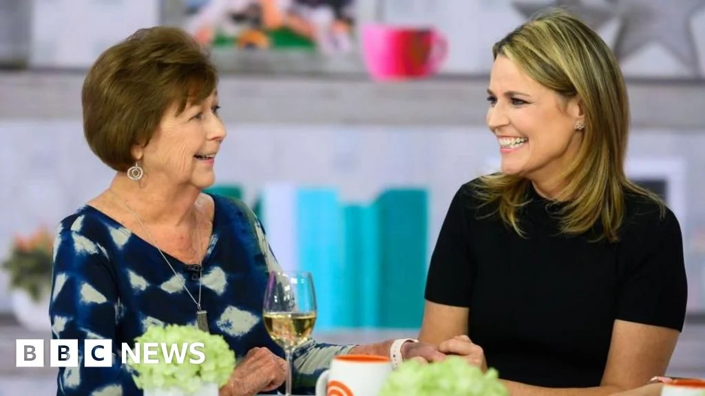 What we know about the abduction of Savannah Guthrie's mother - 4