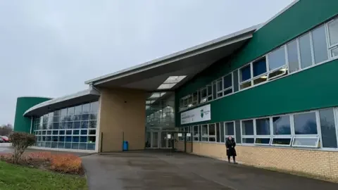 Why this school will ditch a shirt, tie and blazer from its uniform - 2