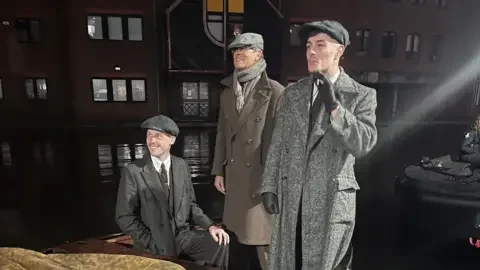 Govt. mulling deploying Indian Navy to escort ships stranded in Persian Gulf: Govt. source - 1