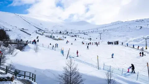 Bumper ski season but also avalanches in Scotland's snowy hills - 4