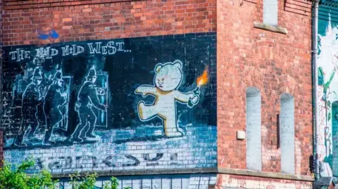 What’s the point of ‘unmasking’ Banksy? - 4