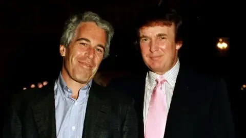 Epstein survivor: US version of royalty is ‘billionaire class’ - 3