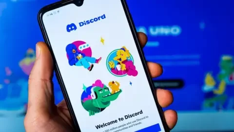 Hackers Expose Discord Age Verification System Issue After Persona Frontend Code Left Wide Open - 4