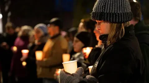 Police identify 18-year-old as suspect in Tumbler Ridge shooting - 2