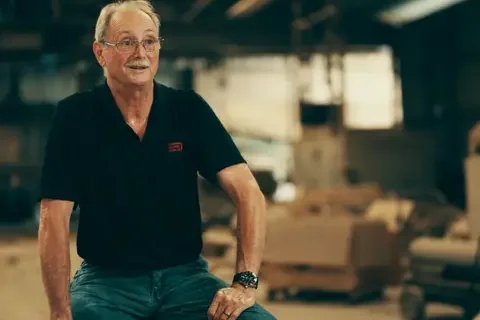 How dark web agent spotted bedroom wall clue to rescue girl from years of harm - 2