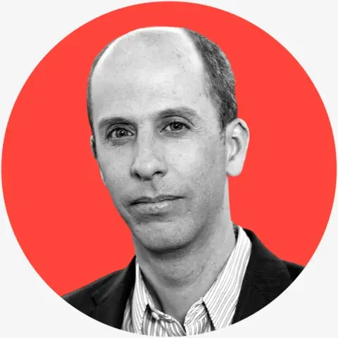 Donald Trump Losing Supporters As Brand New Slogan Appears To Replace MAGA And Sparks Meltdown Across His Loyal Base - 2