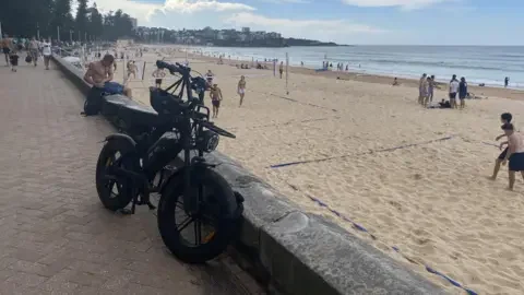 Fatbikes are wreaking havoc in Sydney's wealthy beach suburbs - 1