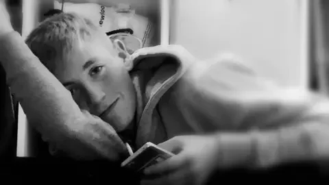 Army failed him, says mum of soldier found dead days after taking part in Queen's funeral - 2