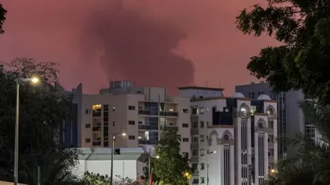 Warning as US and Israel bombard Iran’s capital - 4