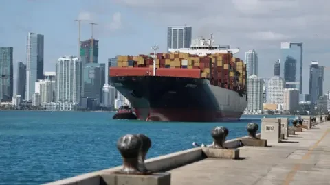 Tariffs ruling is major blow to Trump's second-term agenda - 2