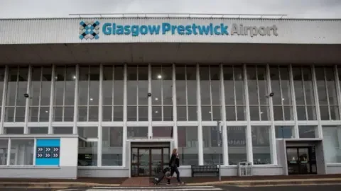 Swinney seeks UK meeting over US military use of Prestwick Airport - 4