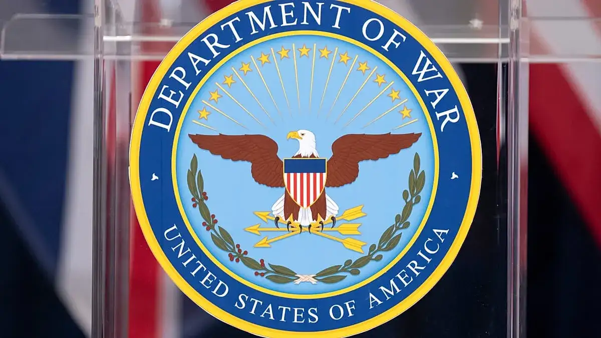 US Army Builds First AI Chatbot for Troops, Trained on Live Conflict Data From Iran and Ukraine, Built on Reddit-Style Forums - 3