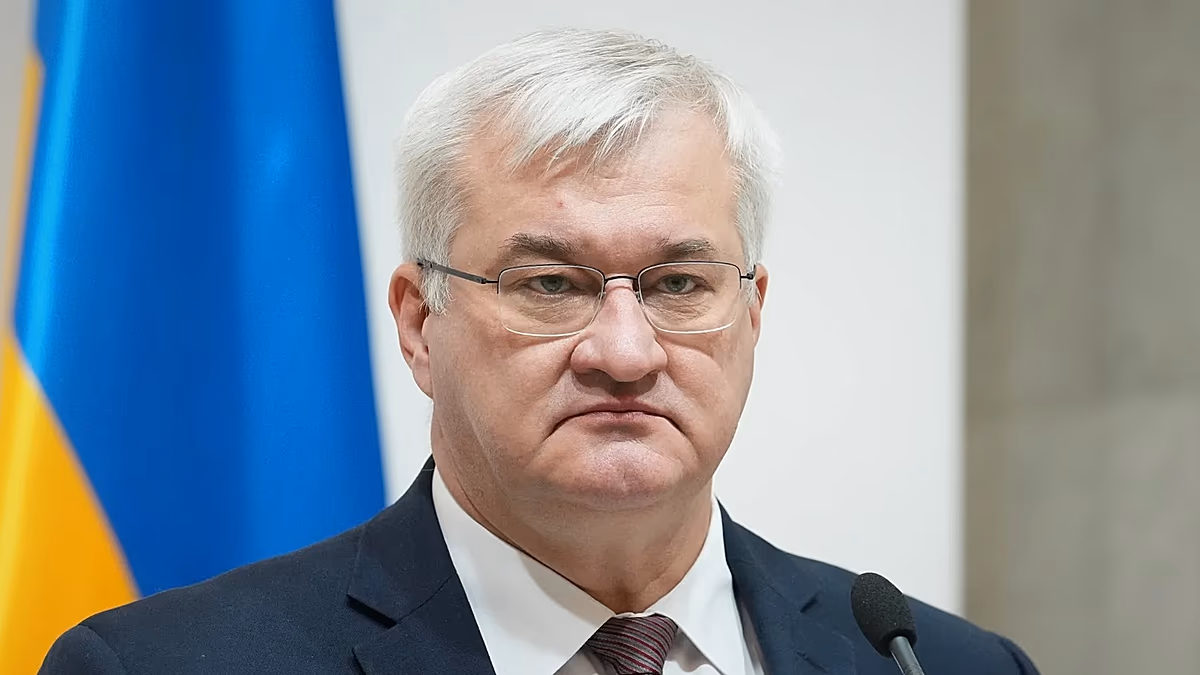 From Frankie Bridge to mums on the school run: Why the middle-classes are paying privately for KETAMINE to save their marriage and lift their mood - 4