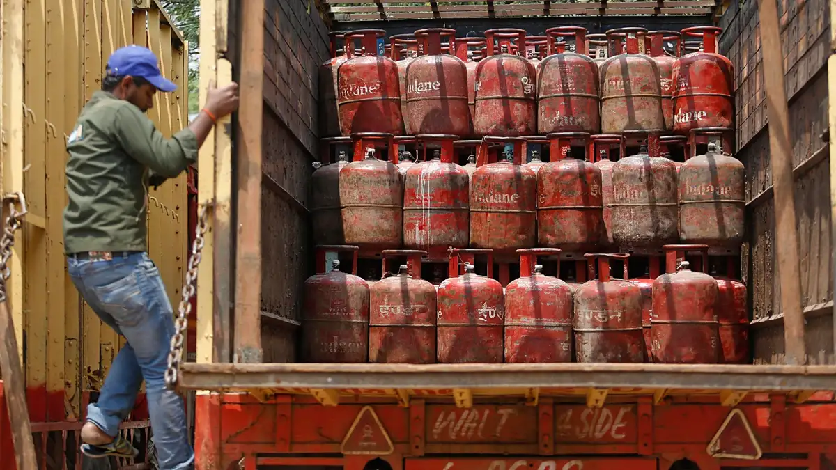 Judge Orders Deputy Shooting Suspect Held Without Bond - 3