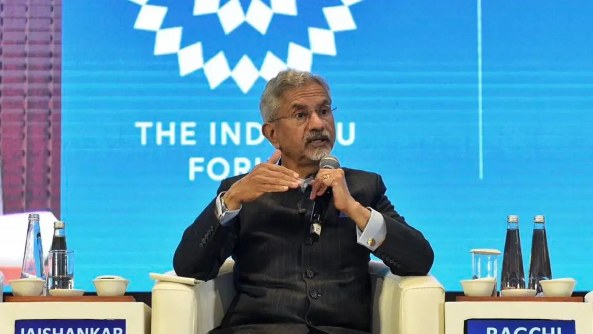 Israel-Iran conflict: Iranian ship IRIS Lavan likely to stay in Kochi port for a while, triggers public curiosity - 2