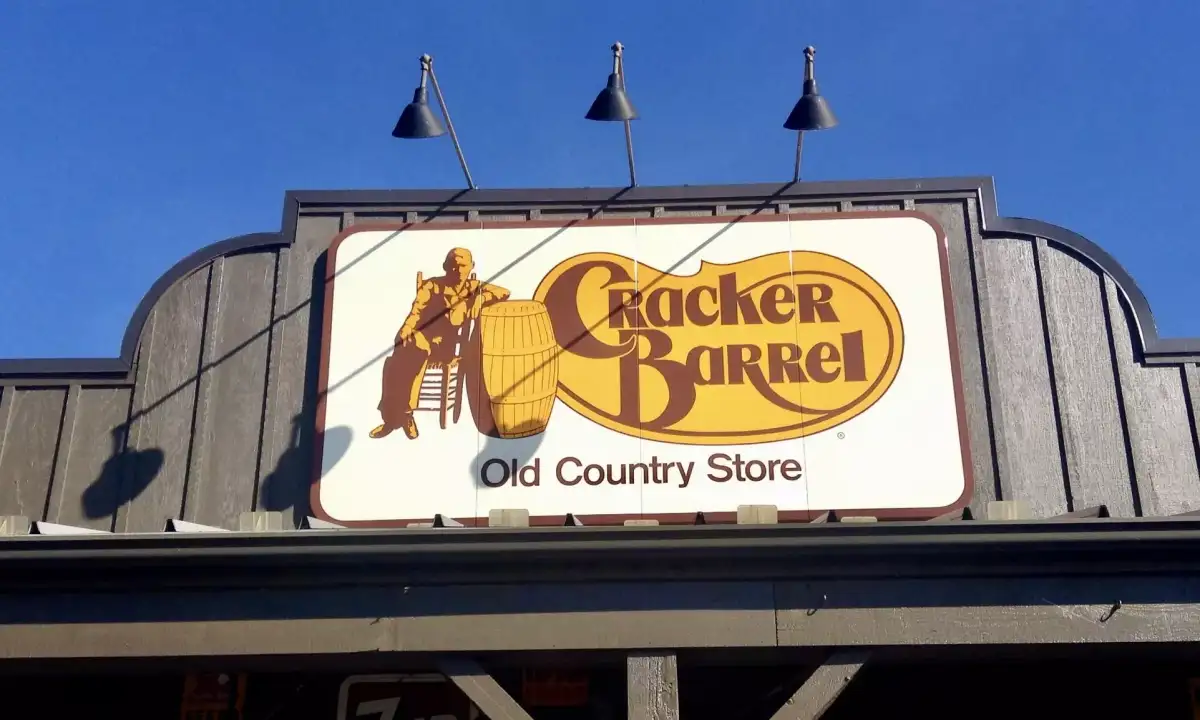 Cracker Barrel Profits Plunge 94% After 'Woke' Rebrand Backlash — But Rising Google Ratings Offer Hope - 2