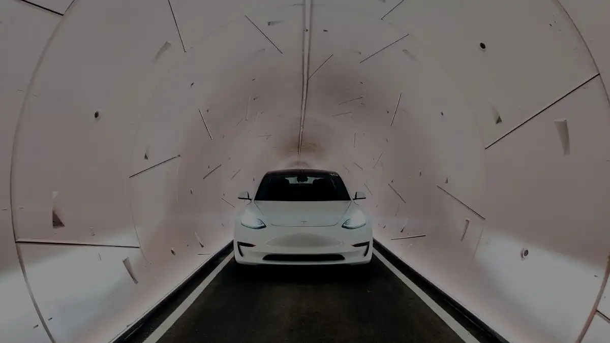 Panama City wants Elon Musk's Boring Company to build a tunnel beneath its famous canal - 2