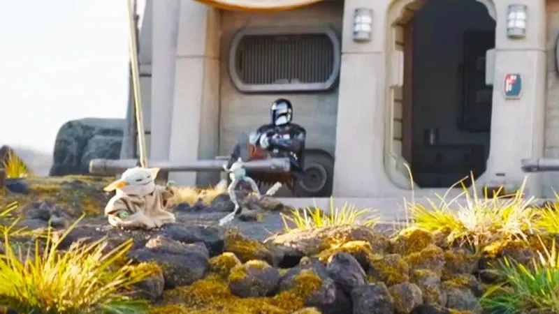 The Mandalorian creator Jon Favreau reveals the difference between making Star Wars for TV and movies - 1