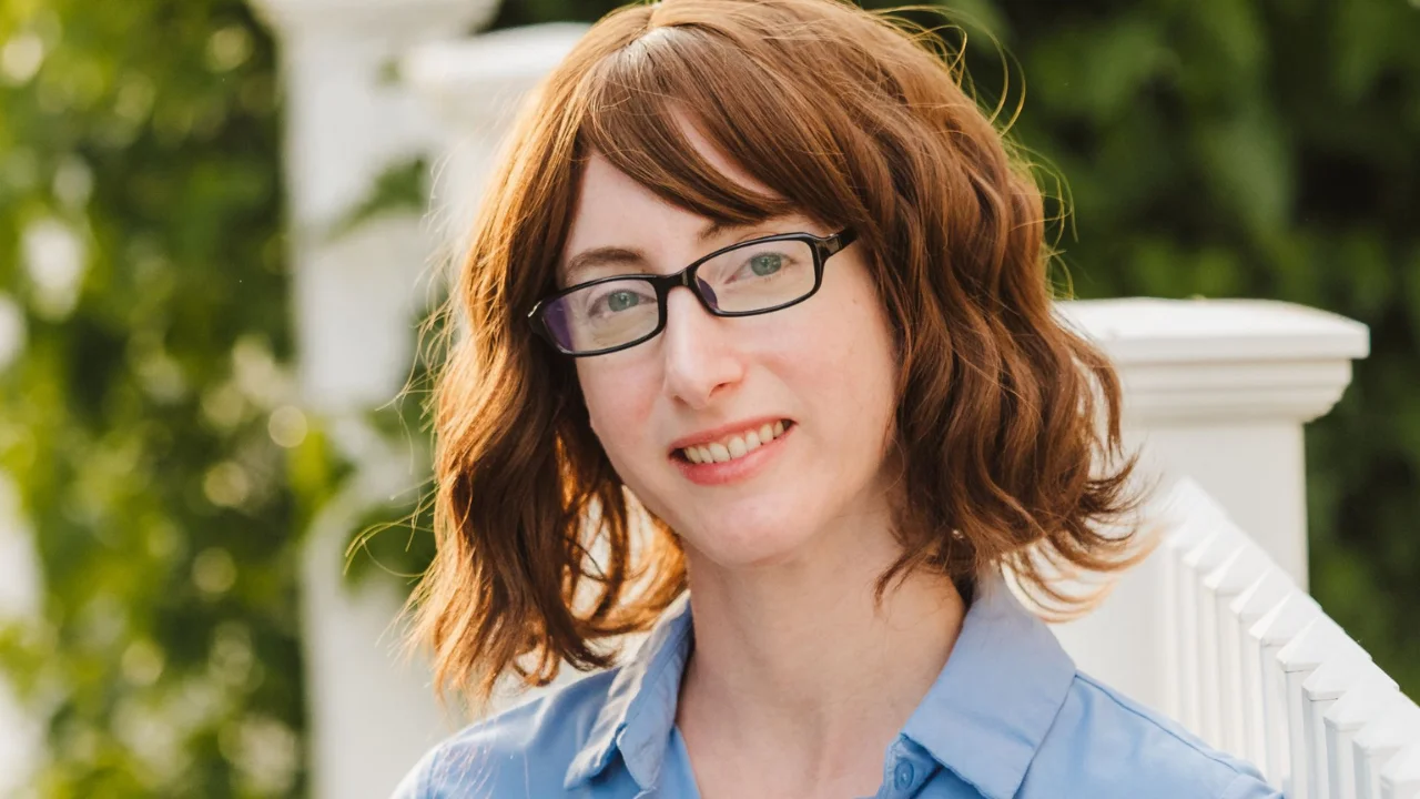 How Author Freida McFadden Writes Multiple Books a Year - 2