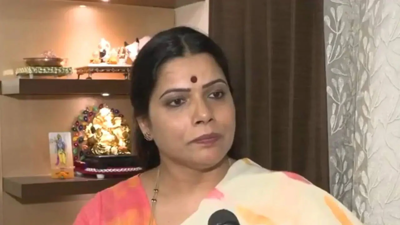 BJP Corporator Ritu Tawde elected unopposed as BMC Mayor, ending Thackeray family`s 25-year dominance over richest civic body - 4