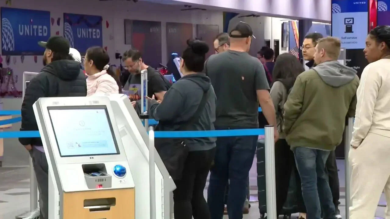 Party balloon or cartel drones? Closure of El Paso airspace causes 'chaos' - 4