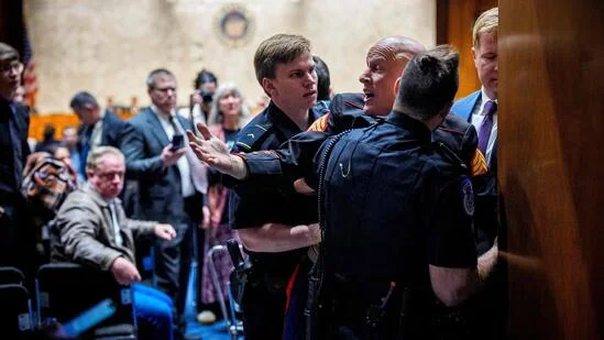 Marine veteran vows to stay in US Senate North Carolina race after violent Capitol arrest - 1
