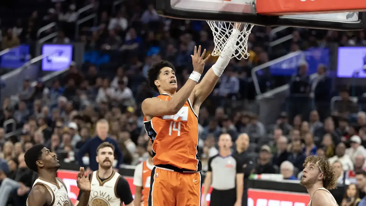 Clippers rookie center Yanic Konan Niederhäuser has … - 1