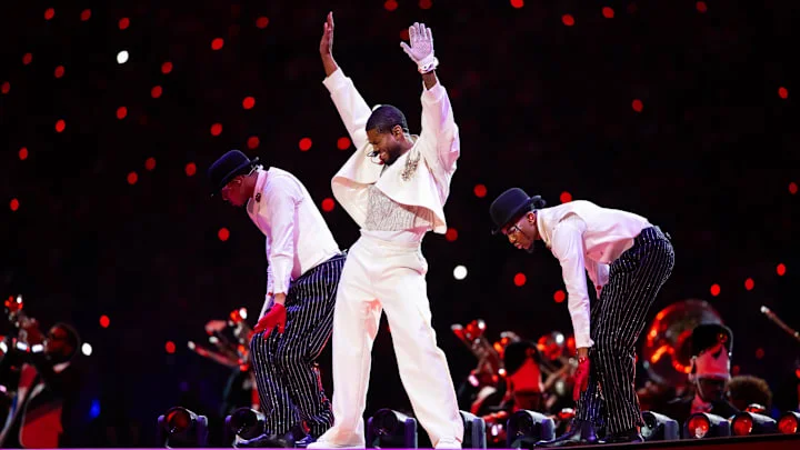 How Much Money Super Bowl Halftime Performers Really Get Paid - 1