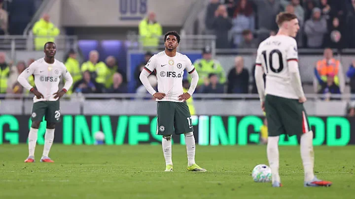 Chelsea suffer 3-0 humbling by superb Everton as Blues implode on Merseyside - Liam Rosenior could only sit and scribble in his notebook while this latest horror show unfolded, writes KIERAN GILL - 1