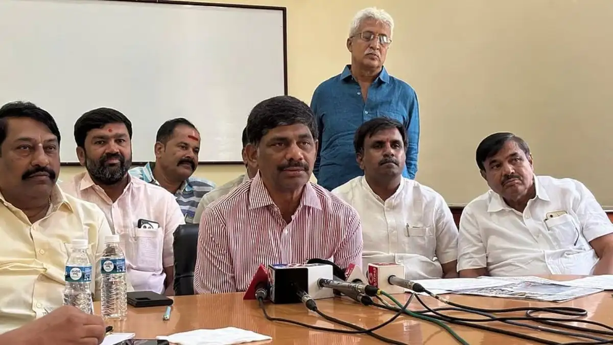 Ugadi bonus from BAMUL to milk producers - 1