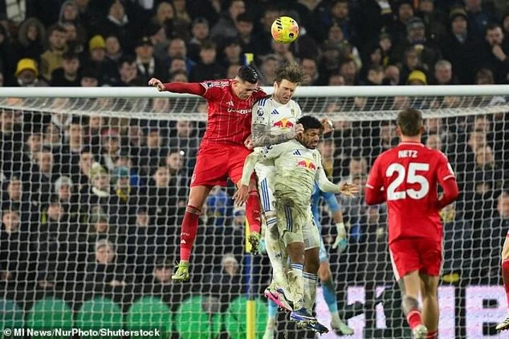 How Sean Dyche turned the Nottingham Forest dressing room against him: The tirade that spelled the end, exhausting training that left squad knackered before matches, the players he made clear he doesn't rate, board's mistakes and who's next on list - 3