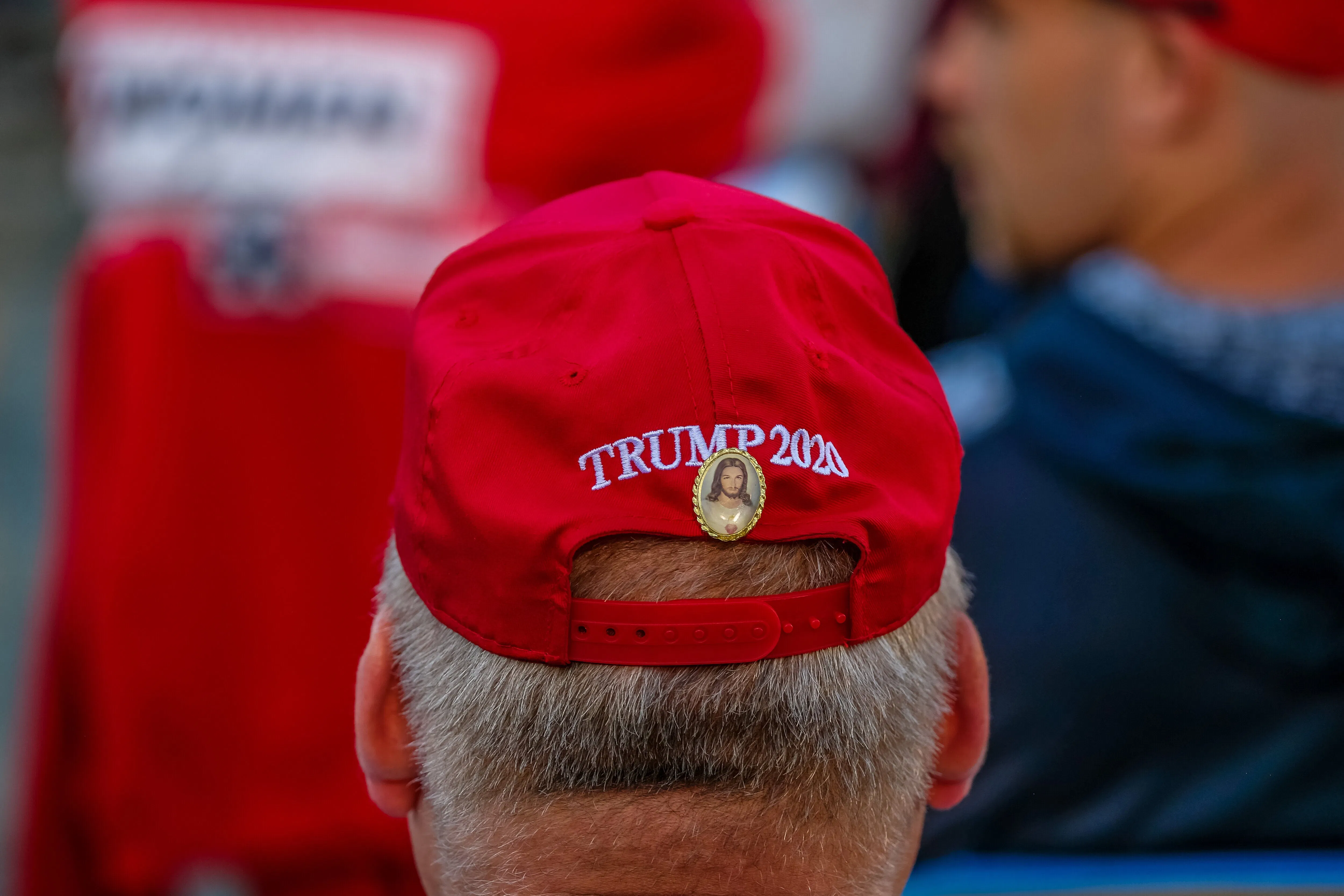 This Viral Video Has People Talking About Christianity Versus 'MAGA Christianity' - 4