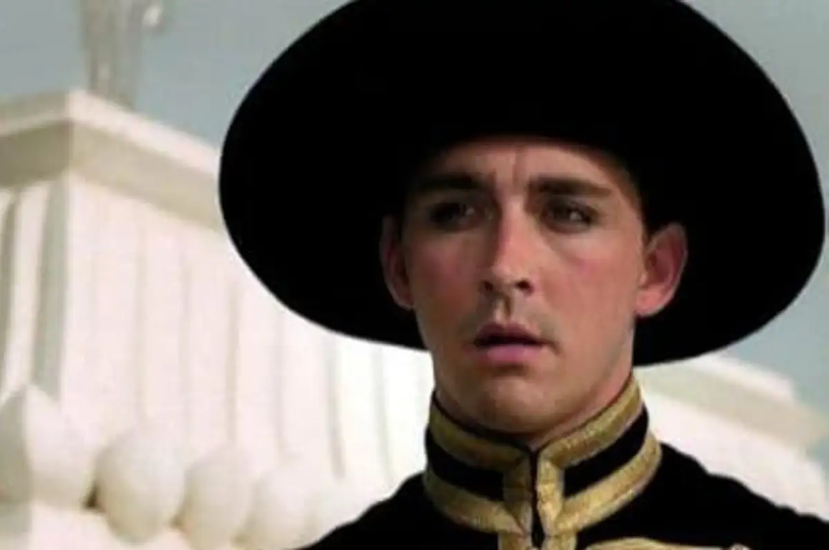 The Papers: 'US bombers take off' and 'Heading out - at last' - 4