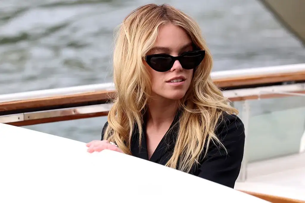 "Supergirl" Milly Alcock Shared How She Understands Certain Directors' Harsh Criticism Of Superhero Movies, And People Have Thoughts - 4