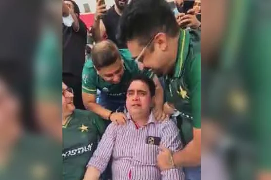 'Today my heart was very sad...': Babar Azam's father's post on Ahmad Shahzad goes viral; Was it a reply to son's trolling on live TV? - 3