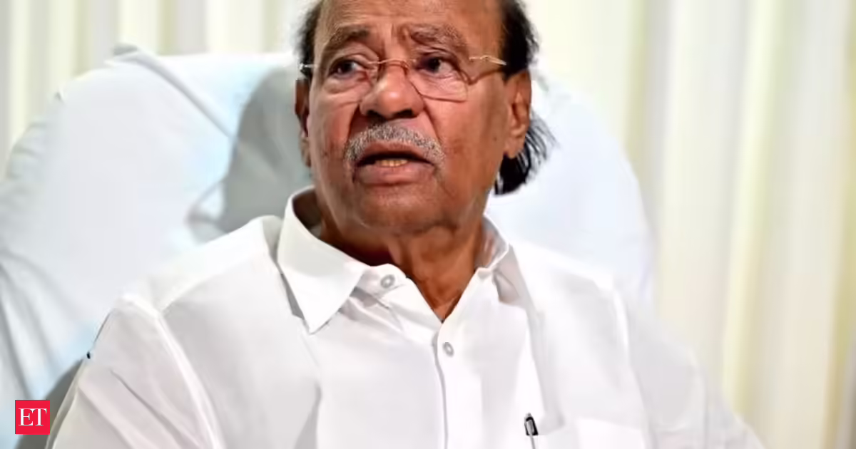 Madras High Court stays suit filed by PMK founder Ramadoss against his estranged son Anbumani - 2